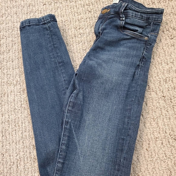 Zara jeans size 36 (I usually wear size 26/27) - Picture 4 of 4